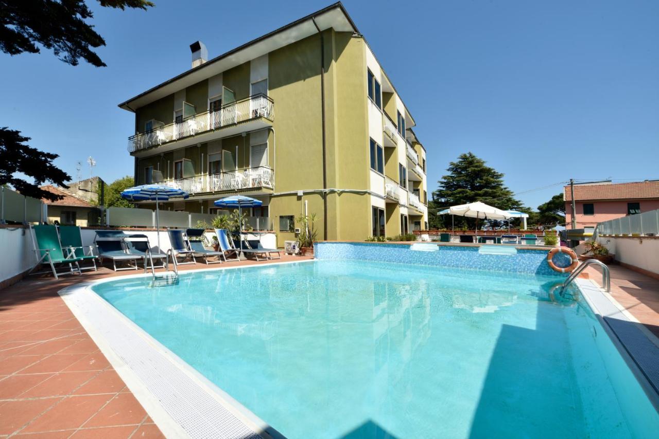 Hotel Diano Marina Mhotelsgroup Экстерьер фото