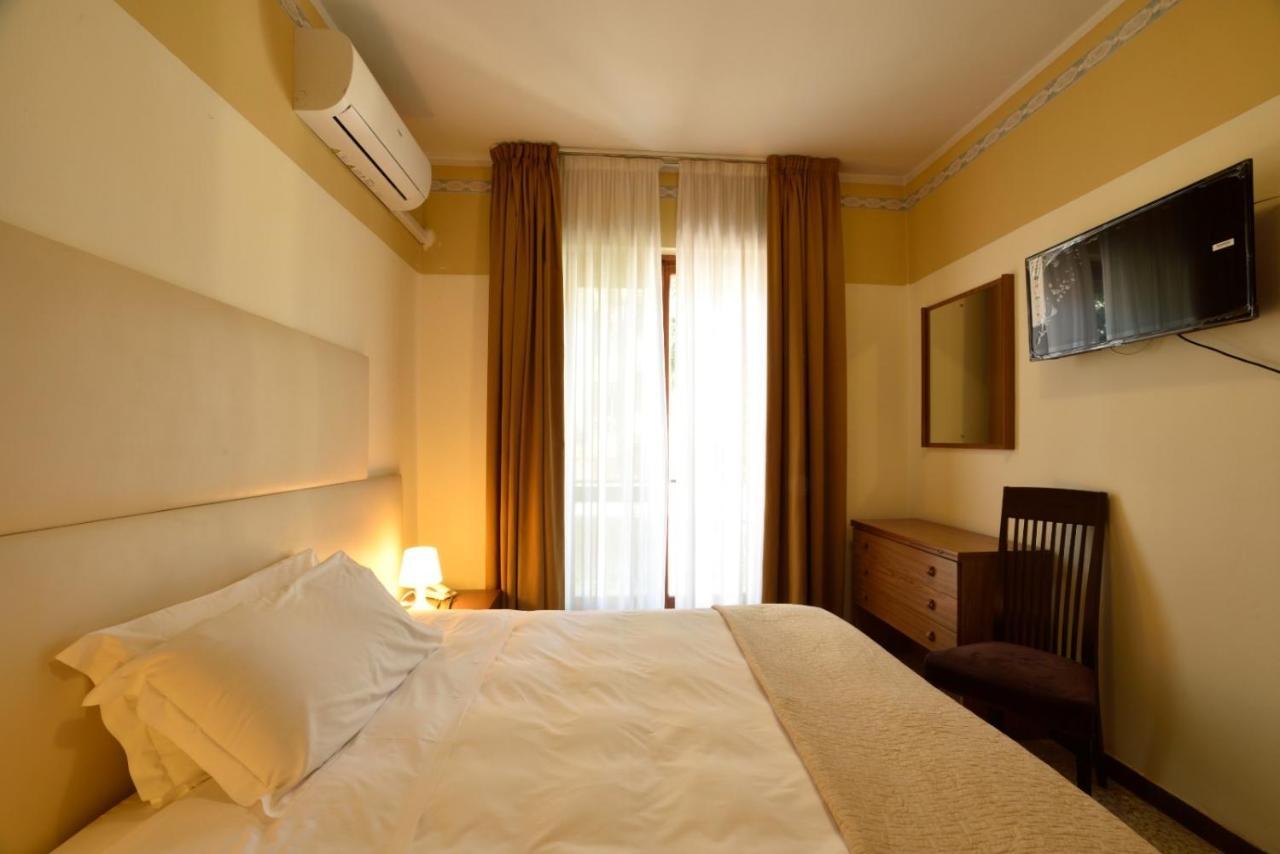 Hotel Diano Marina Mhotelsgroup Экстерьер фото