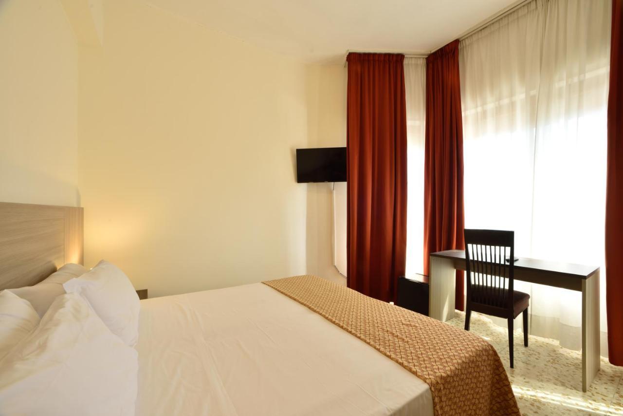 Hotel Diano Marina Mhotelsgroup Экстерьер фото